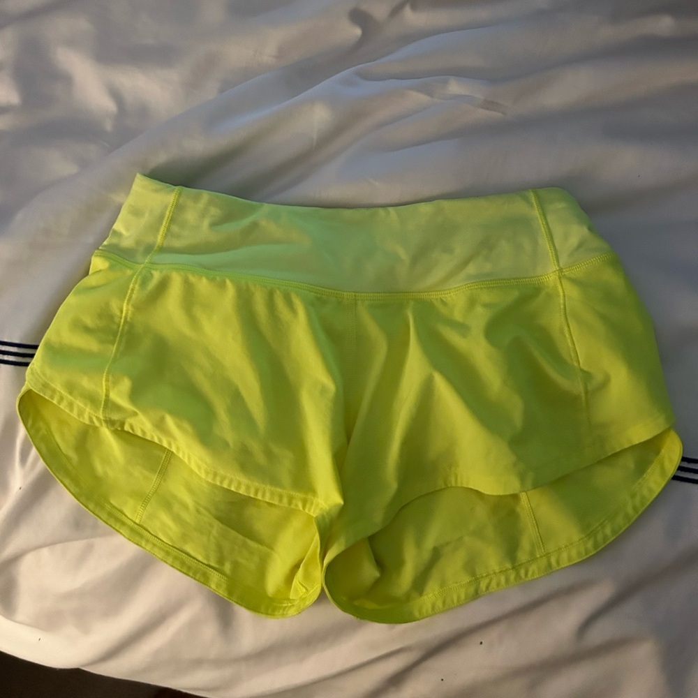 Lululemon speed up shorts 2.5”
